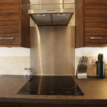 North Road By N And N Contractor Accommodation, Long Stays, Near Gloucester Road *