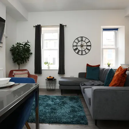 North Road By N And N Contractor Accommodation, Long Stays, Near Gloucester Road Bristol